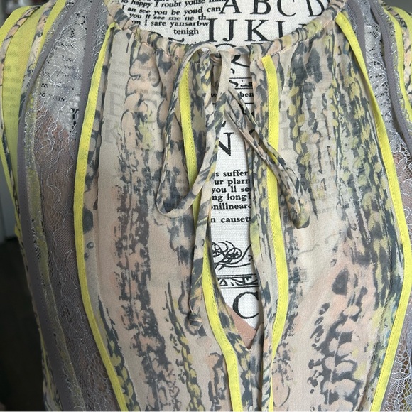 BCBG Maxazria Silk Dress Yellow Lace Novelty Snake Striped Print Front Slit Maxi - Picture 7 of 10